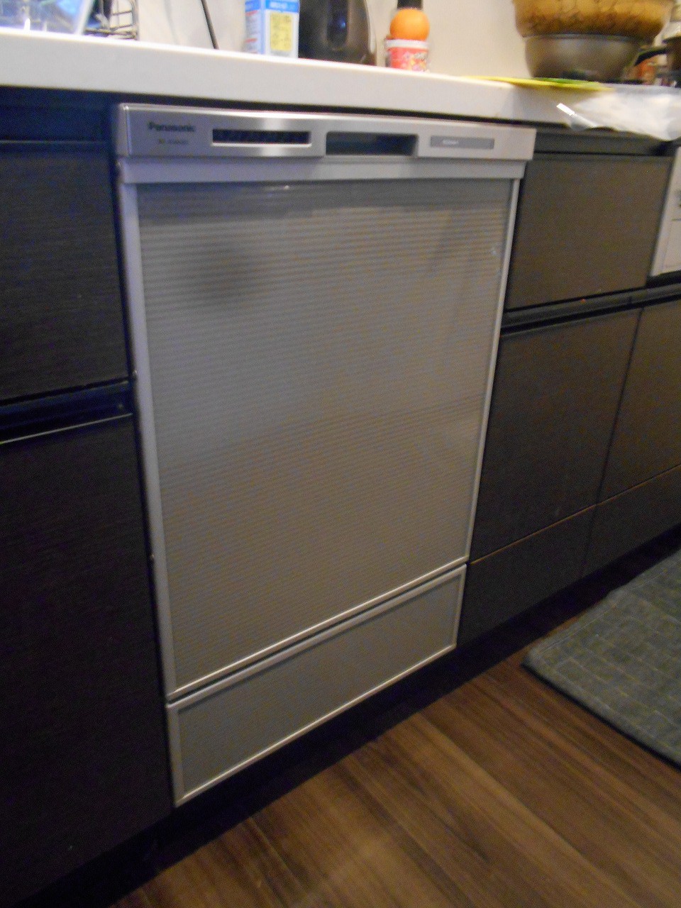 Panasonic製食器洗い乾燥機 NP-45MD8S