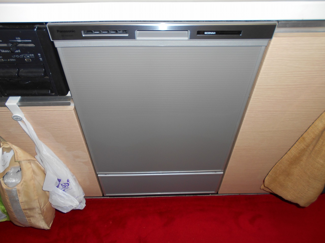 Panasonic製食器洗い乾燥機 NP-45MD8S