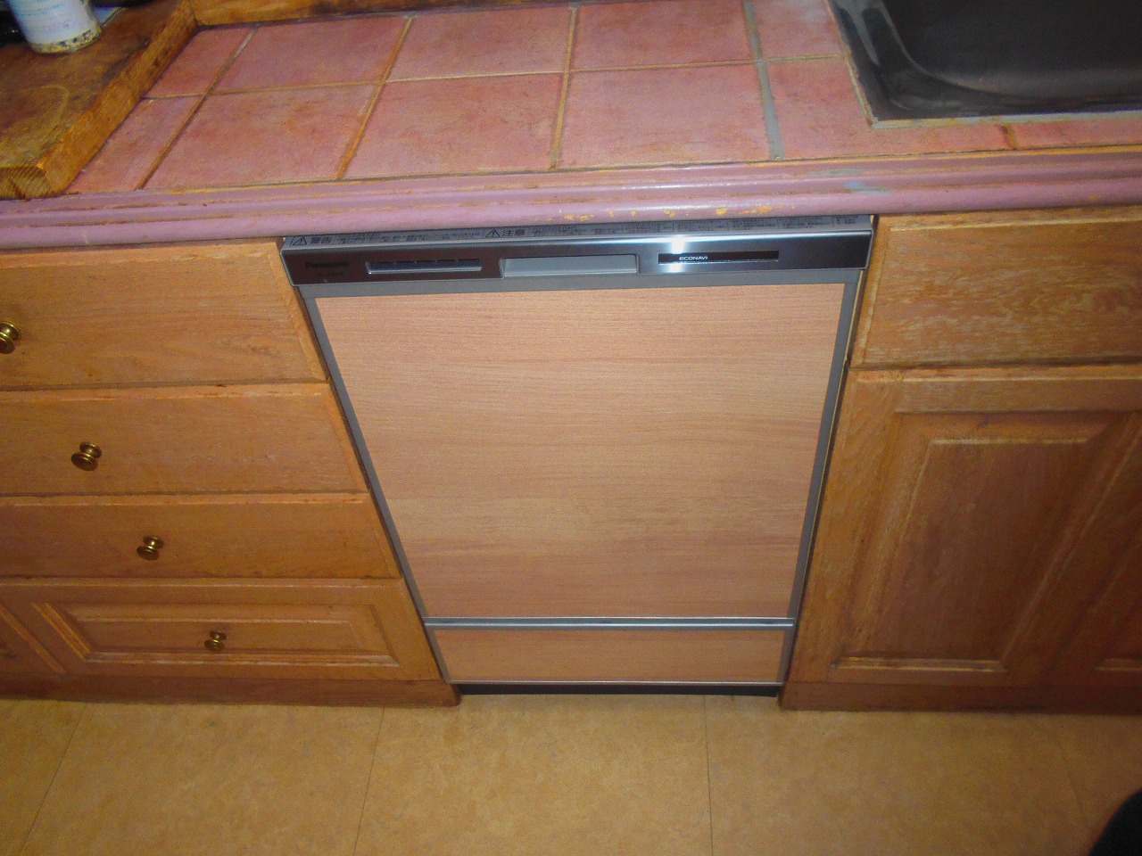 Panasonic製食器洗い乾燥機 NP-45MD8S