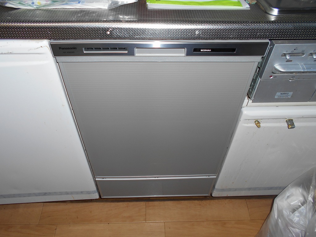 Panasonic製食器洗い乾燥機 NP-45MD8S