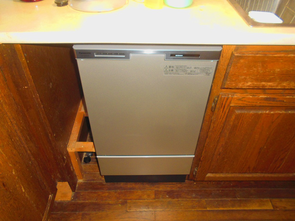 Panasonic製食器洗い乾燥機NP-45MC6T