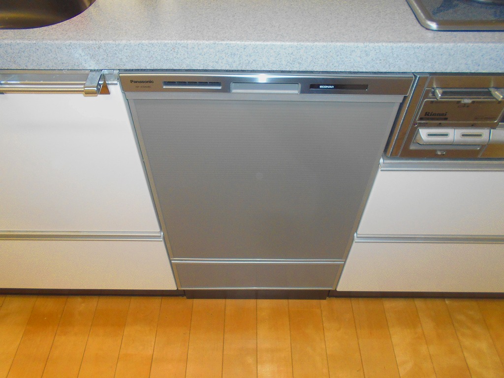 Panasonic製食器洗い乾燥機 NP-45MD8S