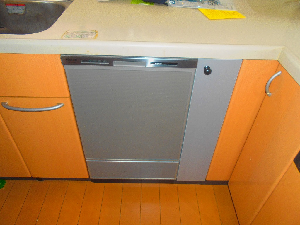 Panasonic製食器洗い乾燥機 NP-45MD8S