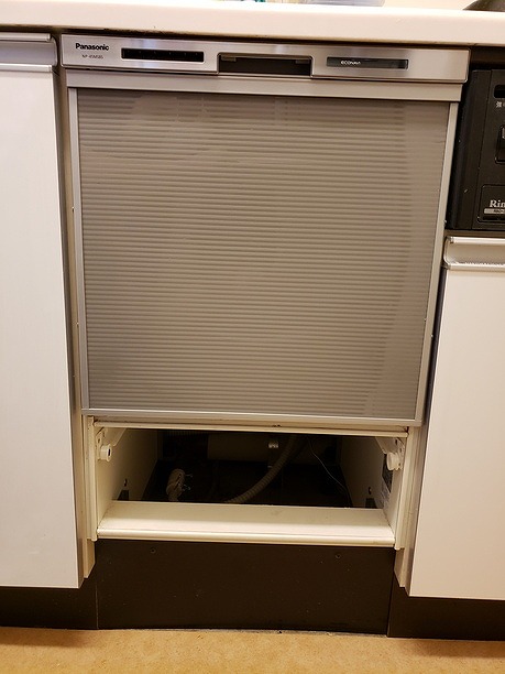 Panasonic製食器洗い乾燥機 NP-45MS8S