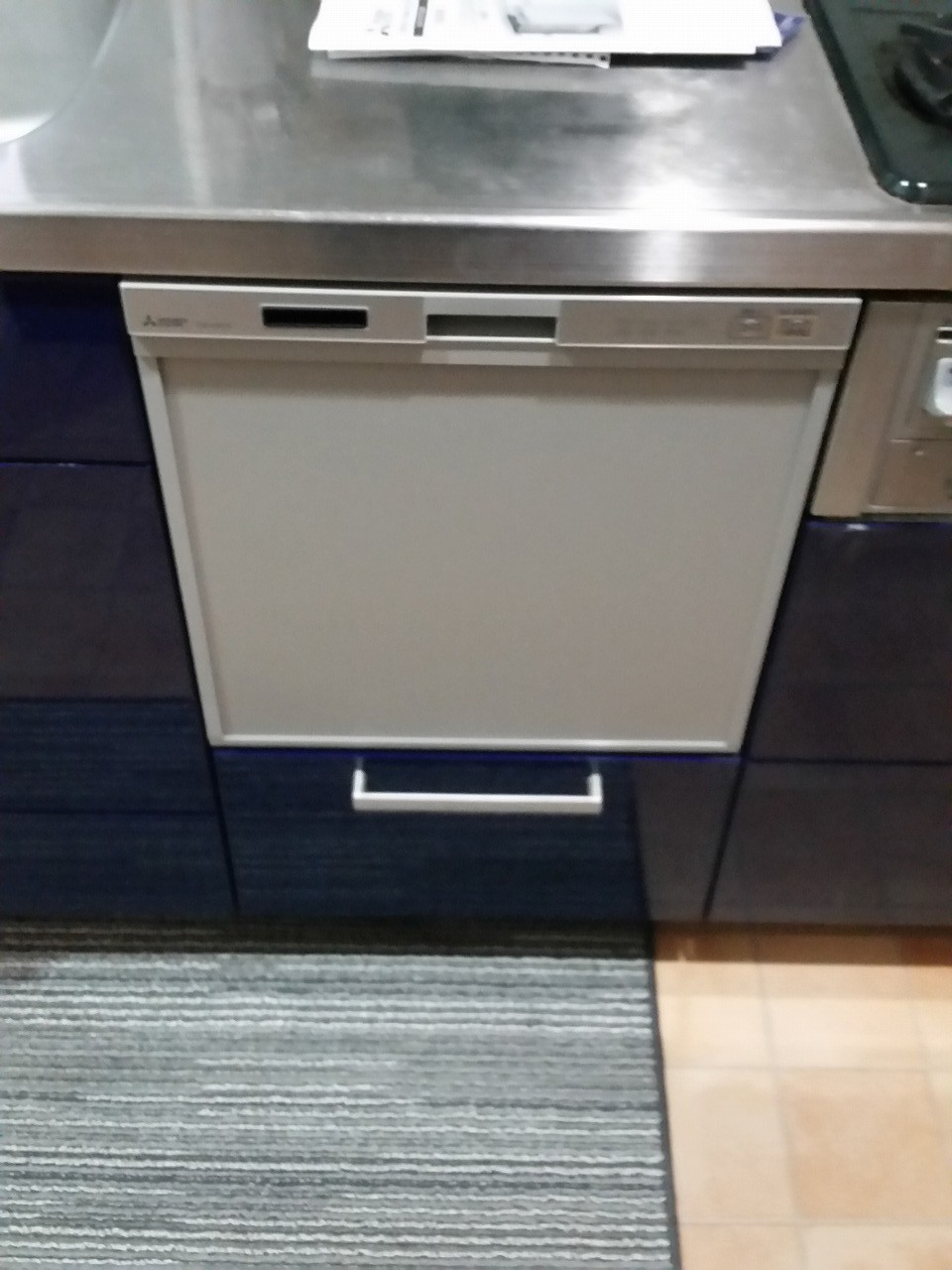 三菱製食器洗い乾燥機 EW-45R2S