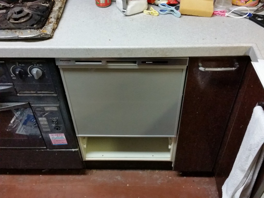 Panasonic製食器洗い乾燥機 NP-45MS8S