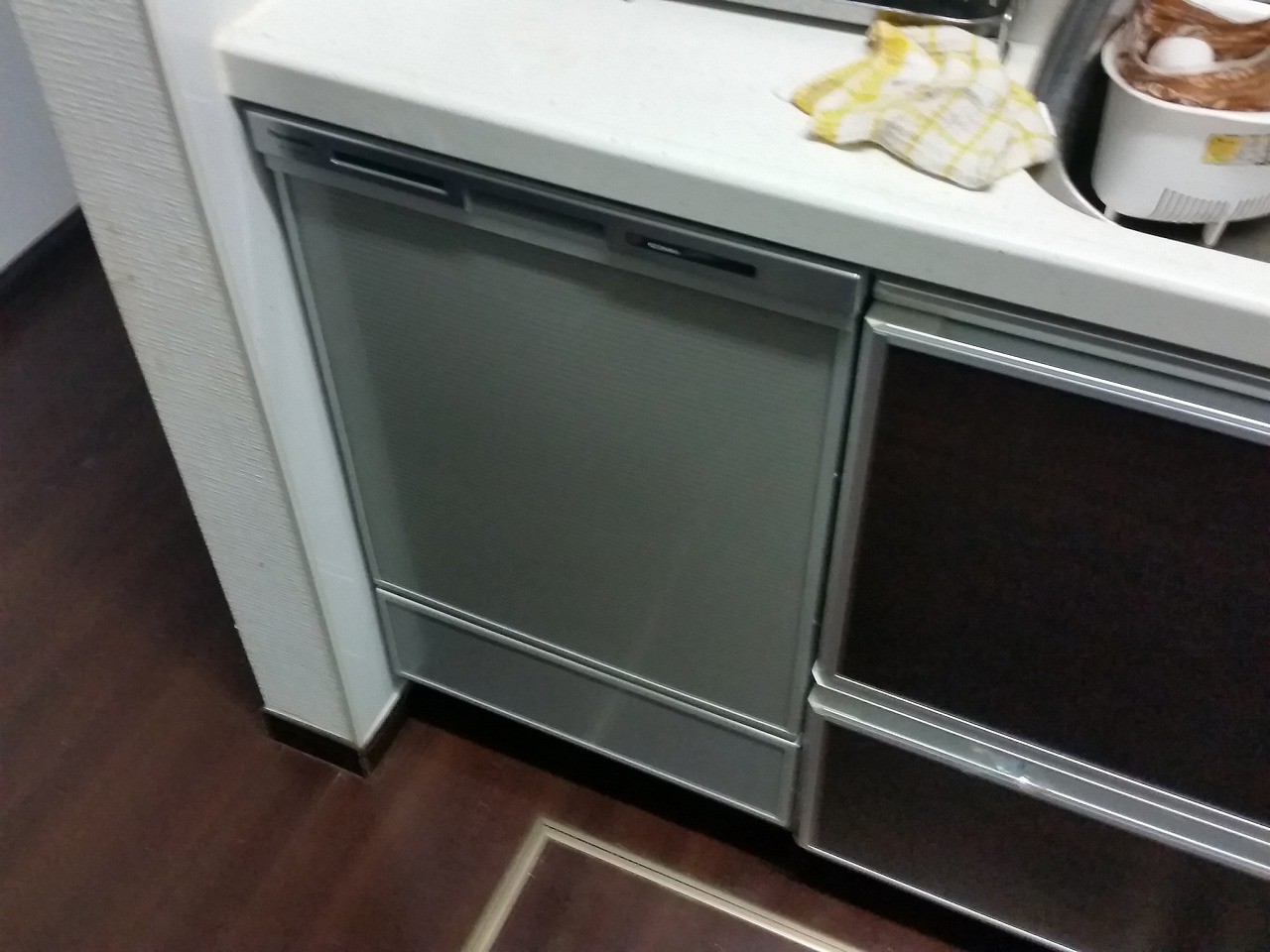 Panasonic製食器洗い乾燥機 NP-45MD8S