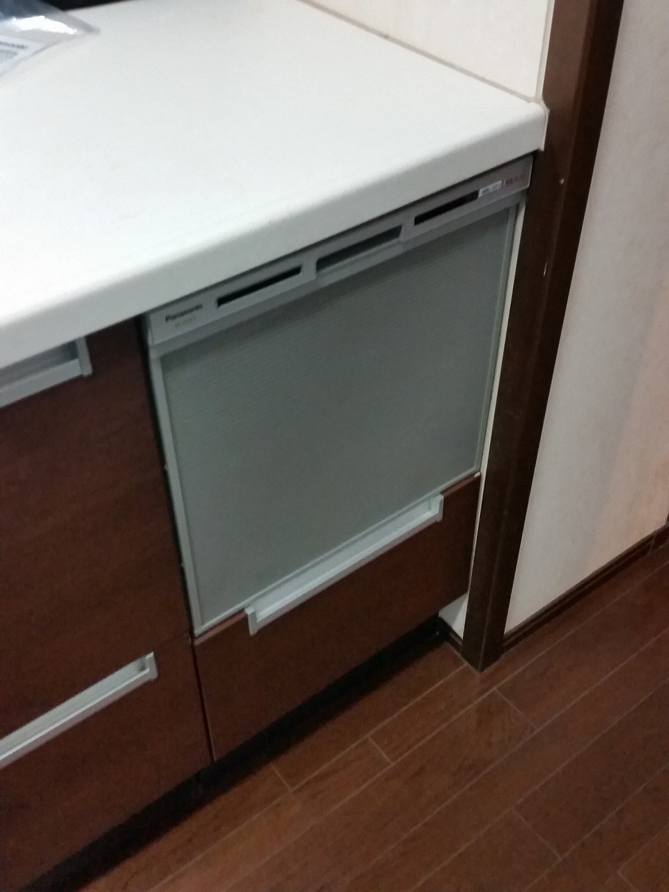 Panasonic製食器洗い乾燥機 NP-45VS7S　