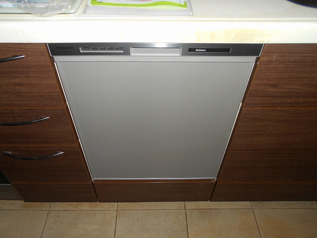 Panasonic製食器洗い乾燥機 NP-45MD8S