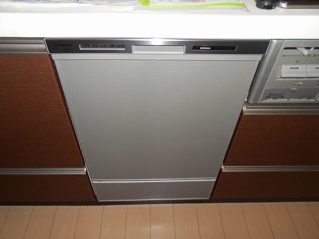 Panasonic製食器洗い乾燥機 NP-45MD8S
