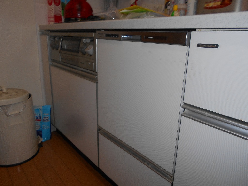 Panasonic製食器洗い乾燥機　NP-45MS8W