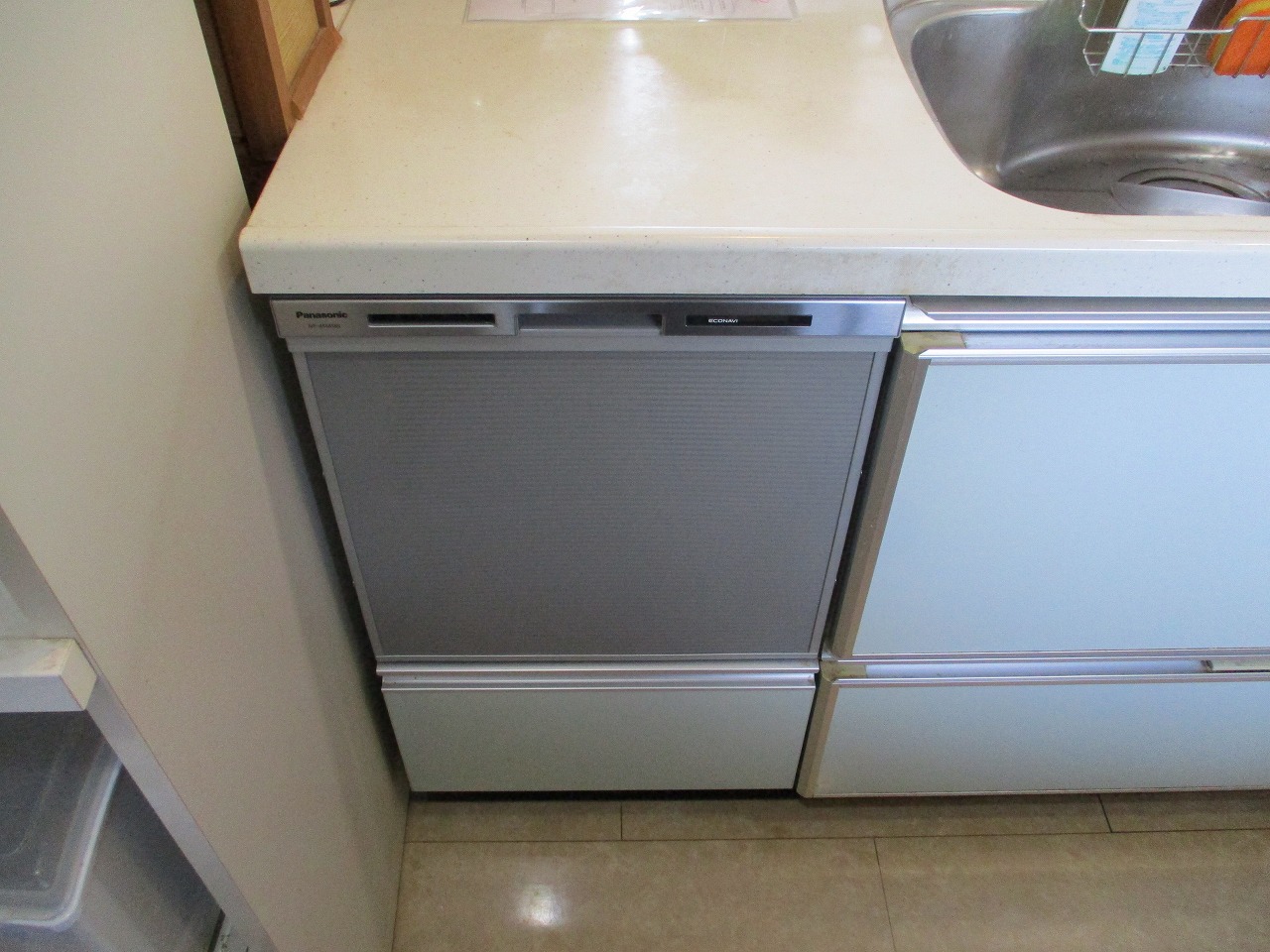 Panasonic製食器洗い乾燥機 NP-45MS8S