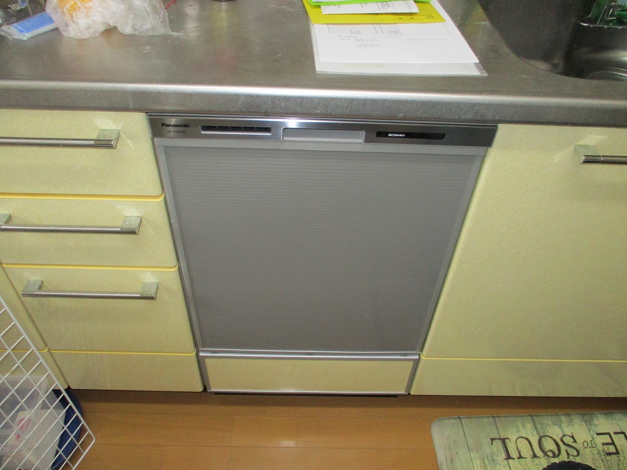 Panasonic製食器洗い乾燥機 NP-45MD8S