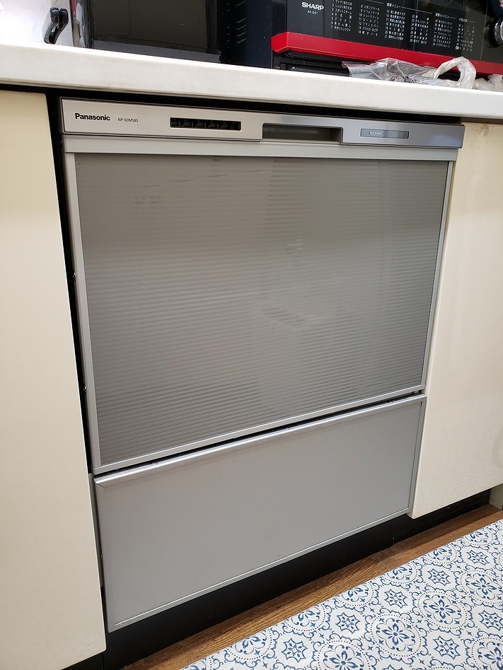 Panasonic製食器洗い乾燥機 NP-60MS8S