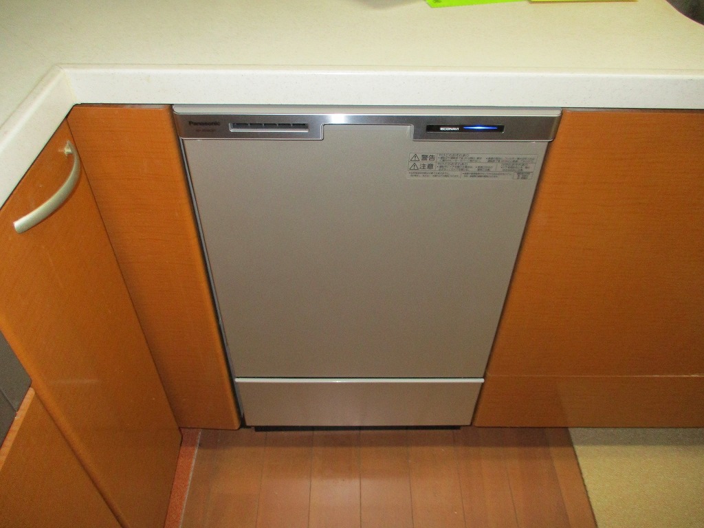 Panasonic製食器洗い乾燥機 NP-45MC6T