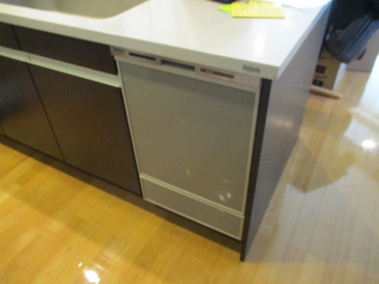 Panasonic製食器洗い乾燥機 NP-45MD8S