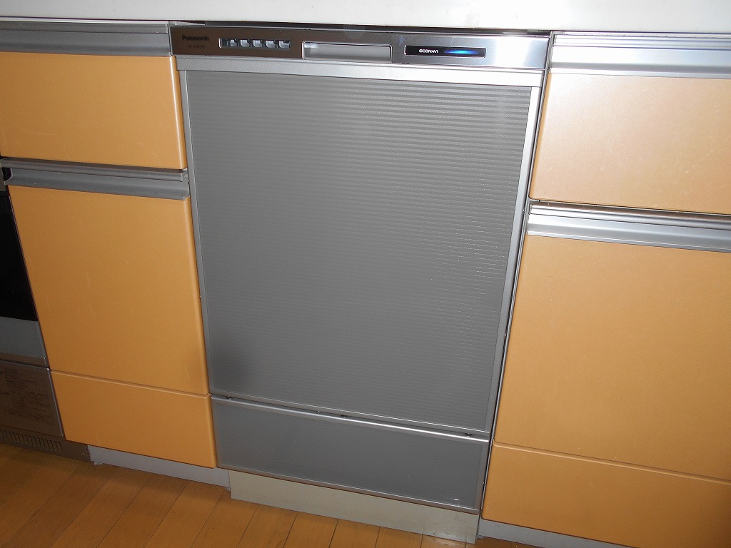 Panasonic製食器洗い乾燥機 NP-45MD8S