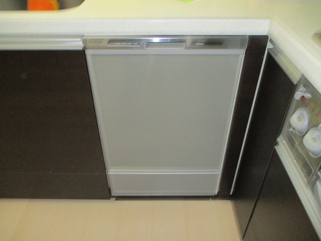 Panasonic製食器洗い乾燥機 NP-45MD8S