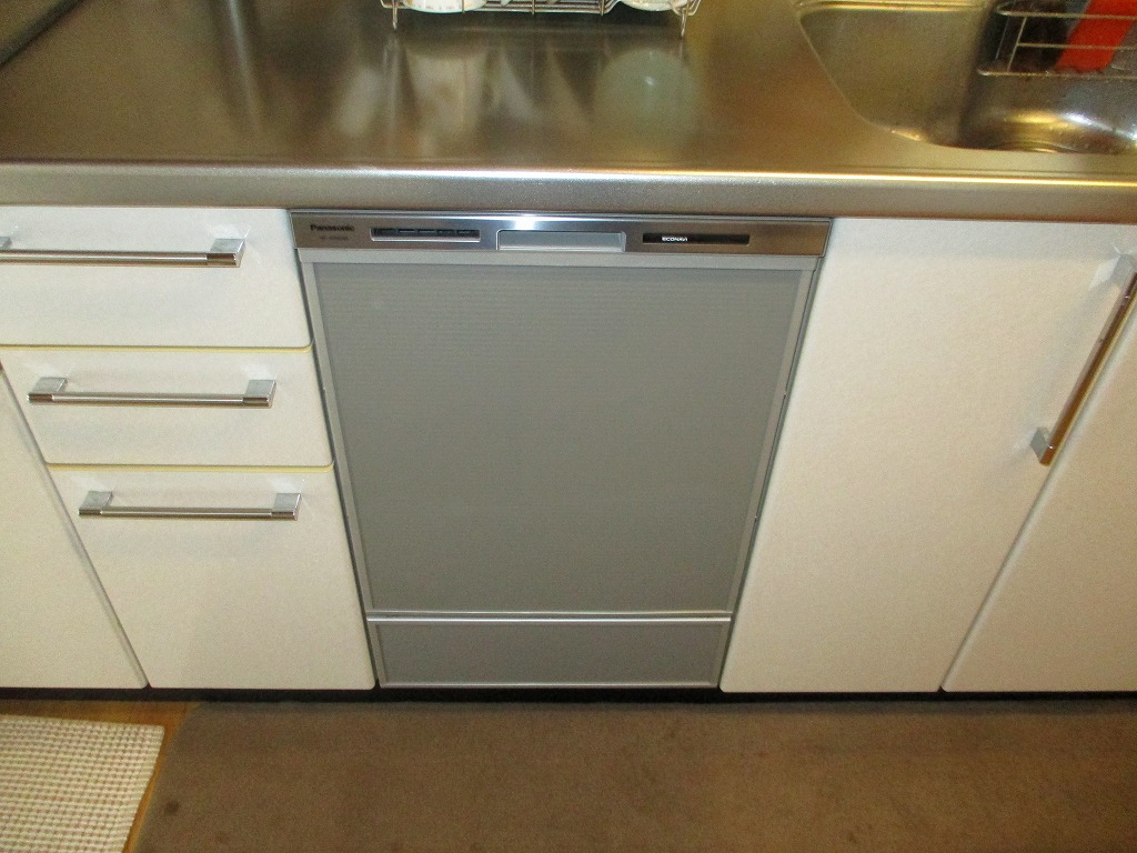Panasonic製食器洗い乾燥機 NP-45MD8S