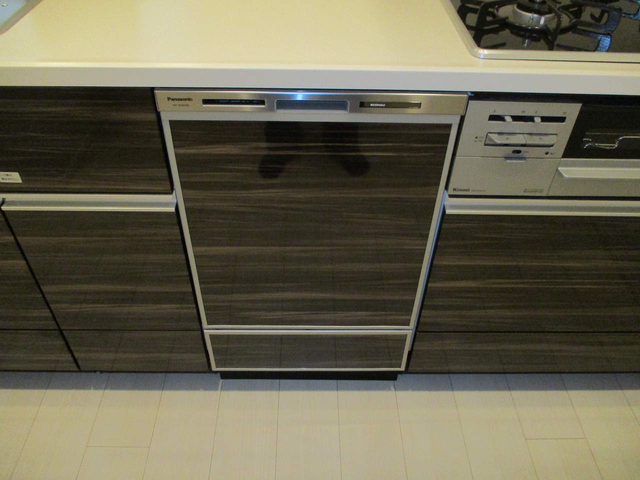 Panasonic製食器洗い乾燥機 NP-45MD8S