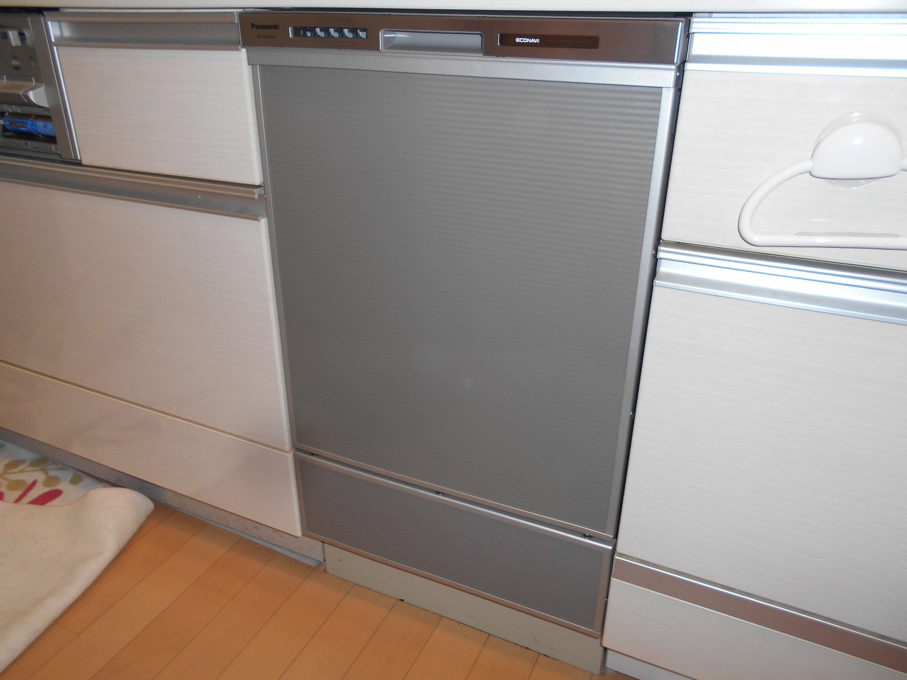 Panasonic製食器洗い乾燥機 NP-45MD8S