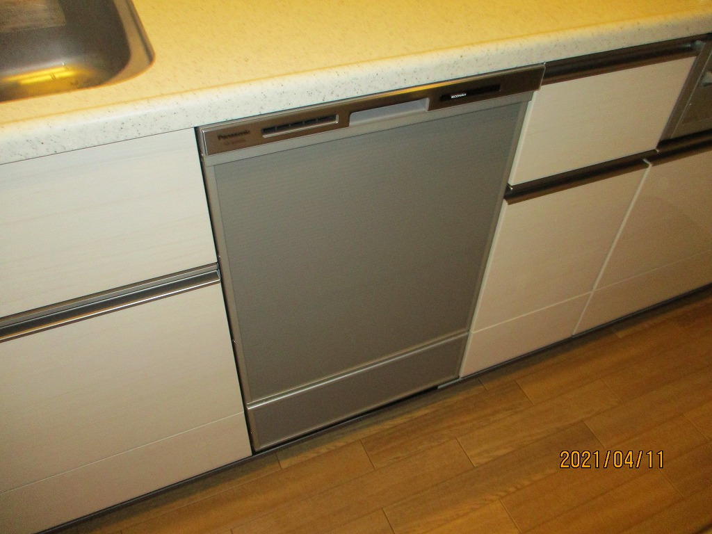 Panasonic製食器洗い乾燥機　NP-45MD8S