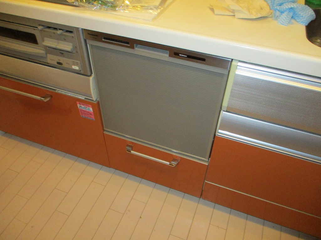 Panasonic製食器洗い乾燥機　NP-45MS8S