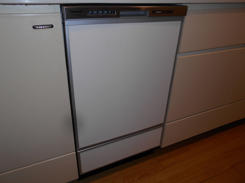 Panasonic製食器洗い乾燥機　NP-45MD8S