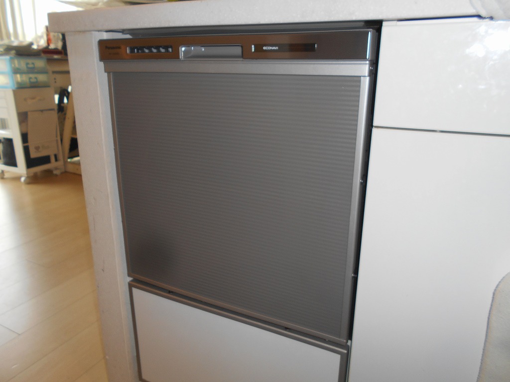 Panasonic製食器洗い乾燥機　NP-45MS8S