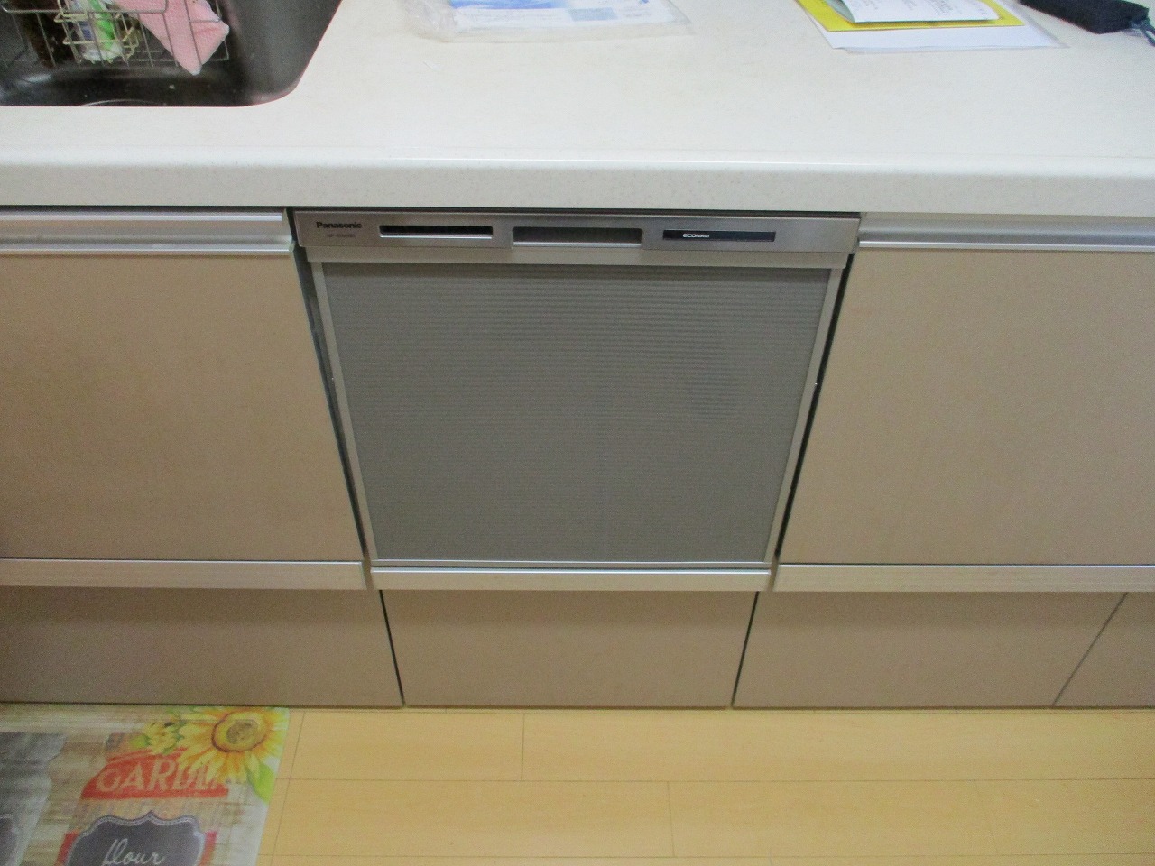 Panasonic製食器洗い乾燥機 NP-45MD8S