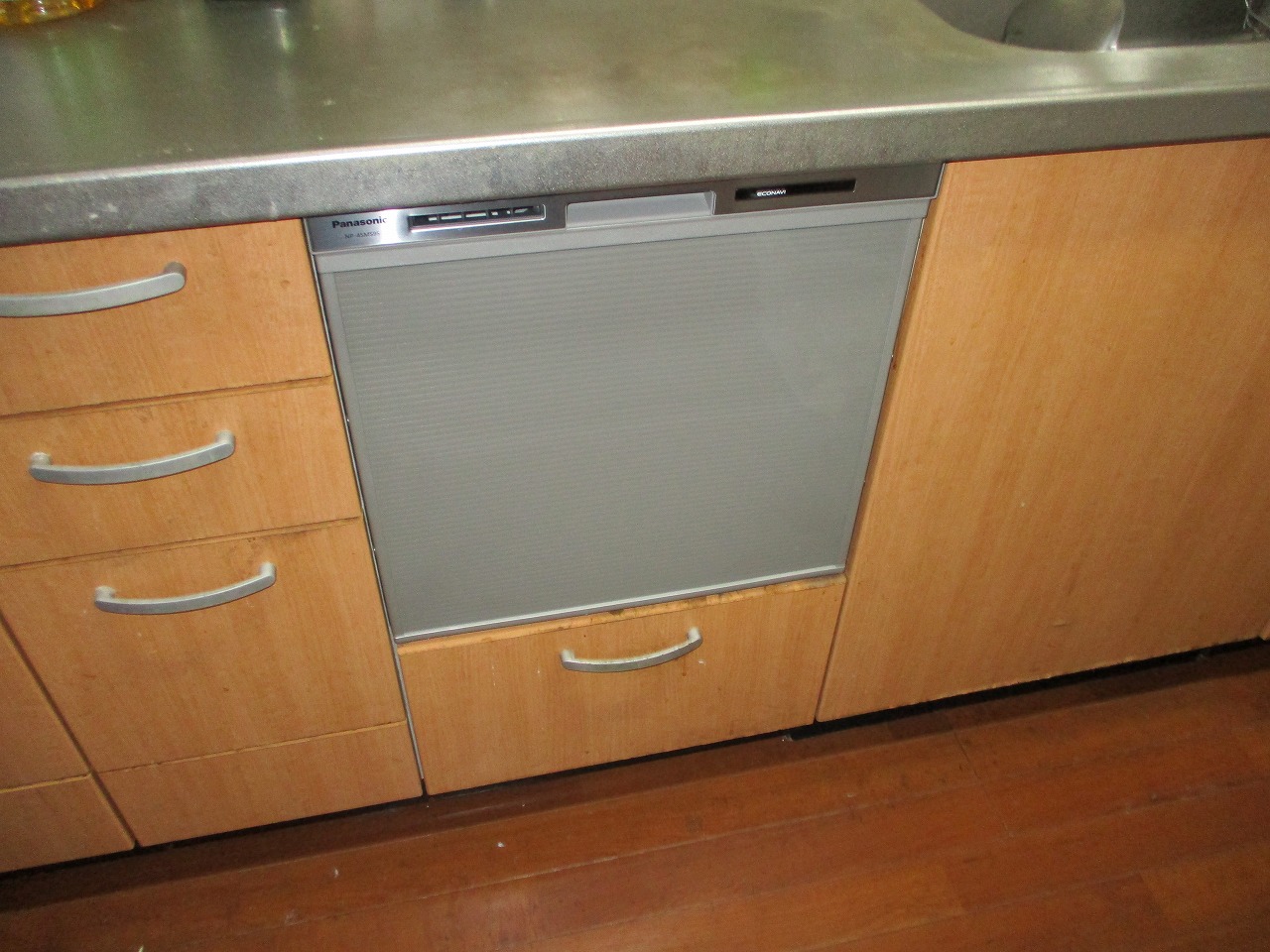 Panasonic製食器洗い乾燥機 NP-45MS9S