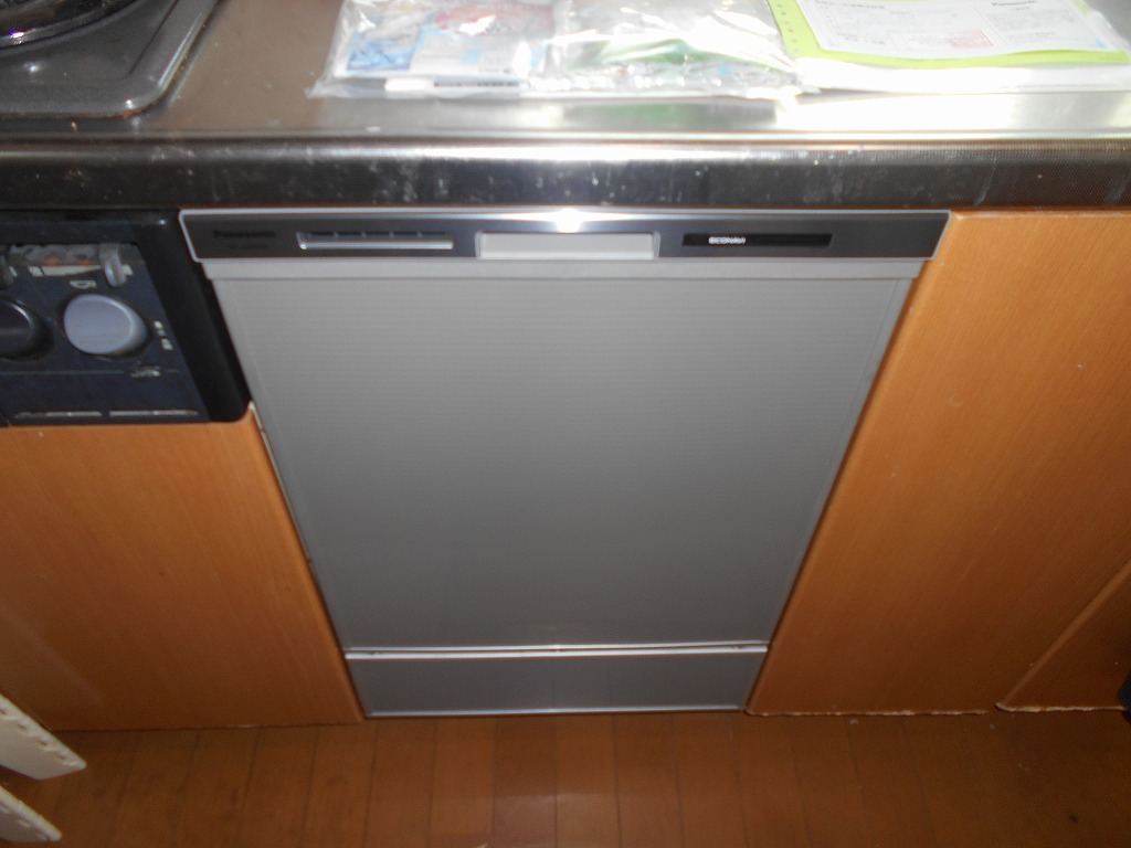 Panasonic製食器洗い乾燥機 NP-45MD9S