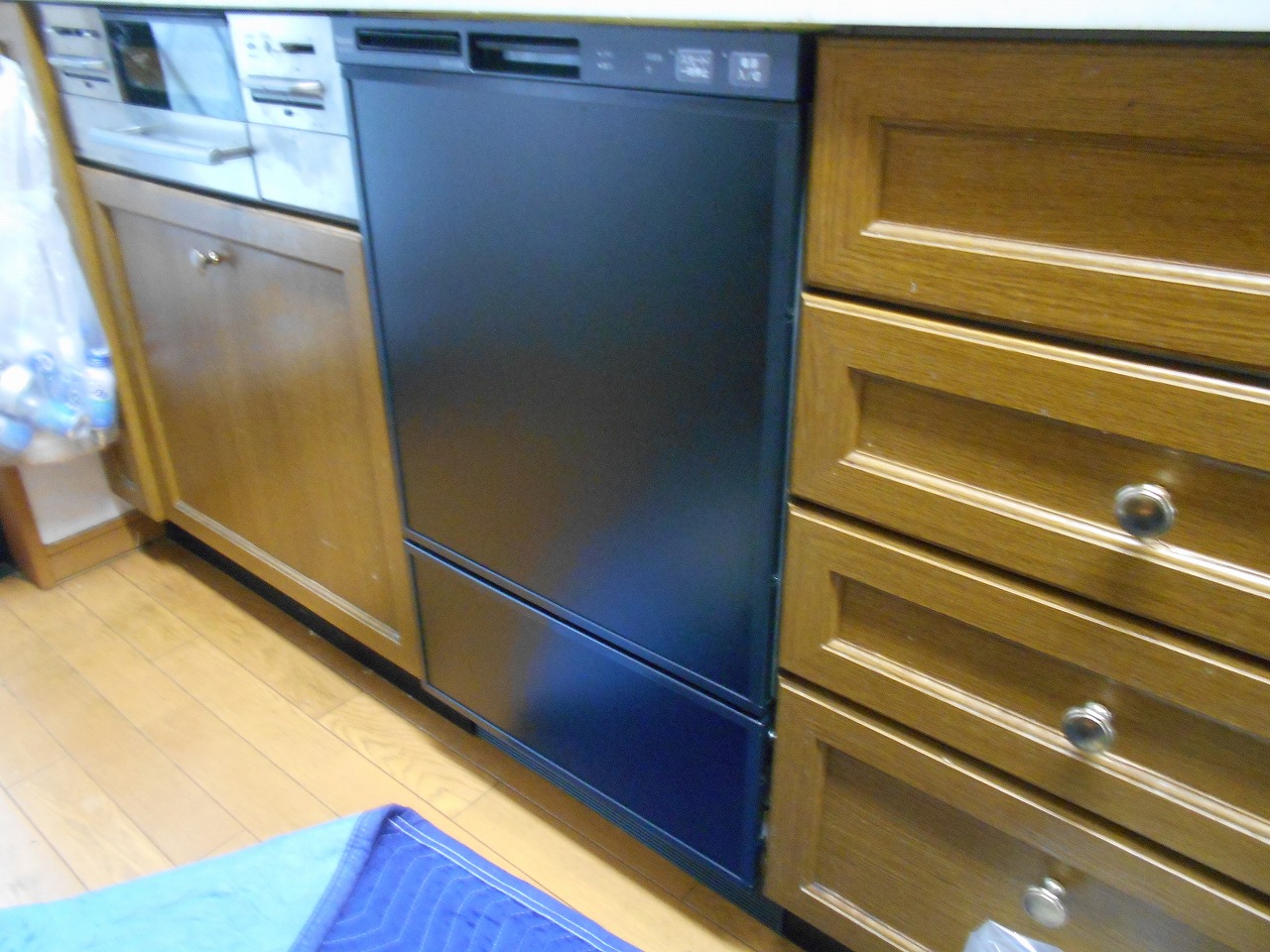 リンナイ製食器洗い乾燥機 RSW-F402C-B