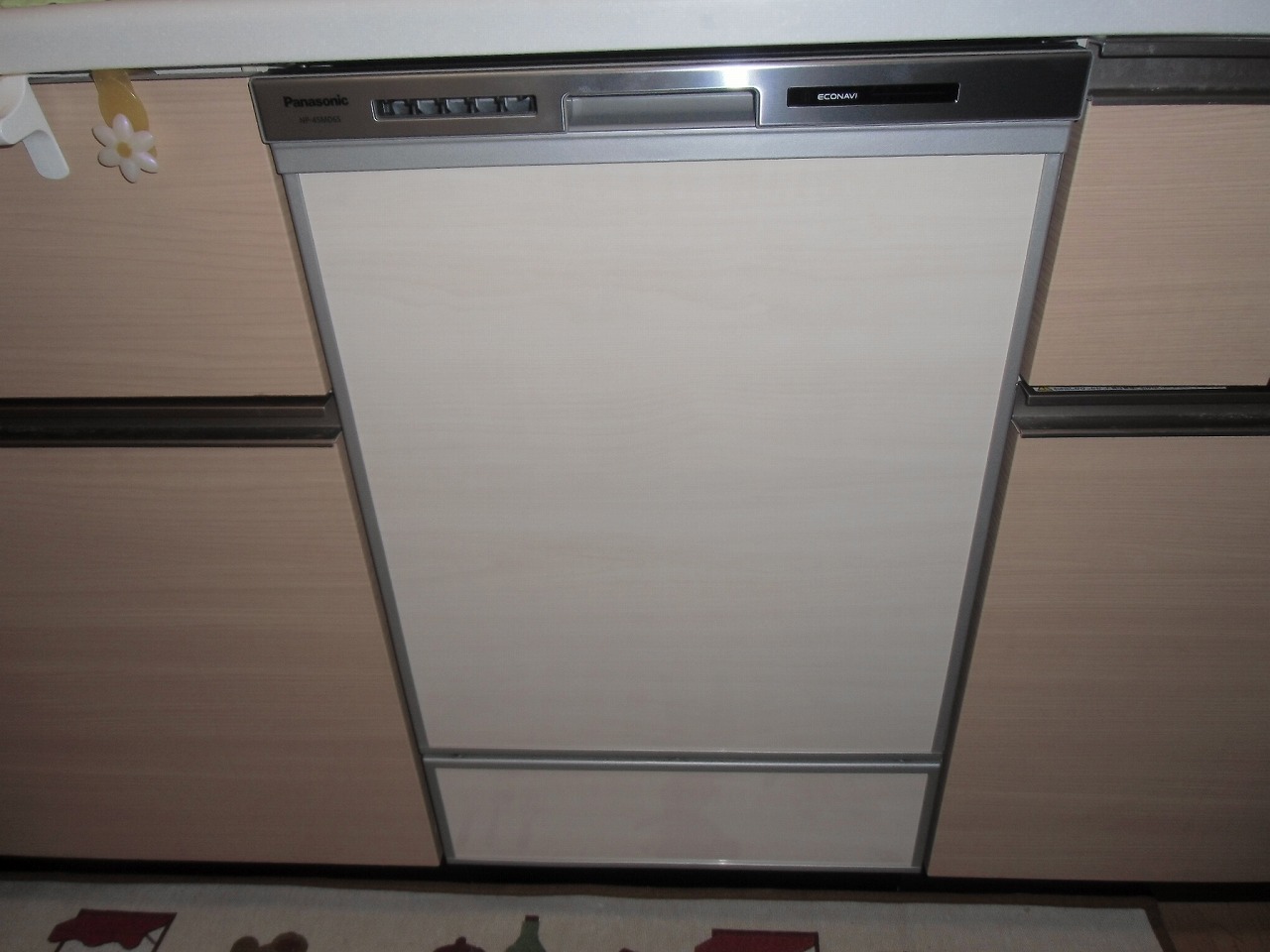 Panasonic製食器洗い乾燥機 NP-45MD6S