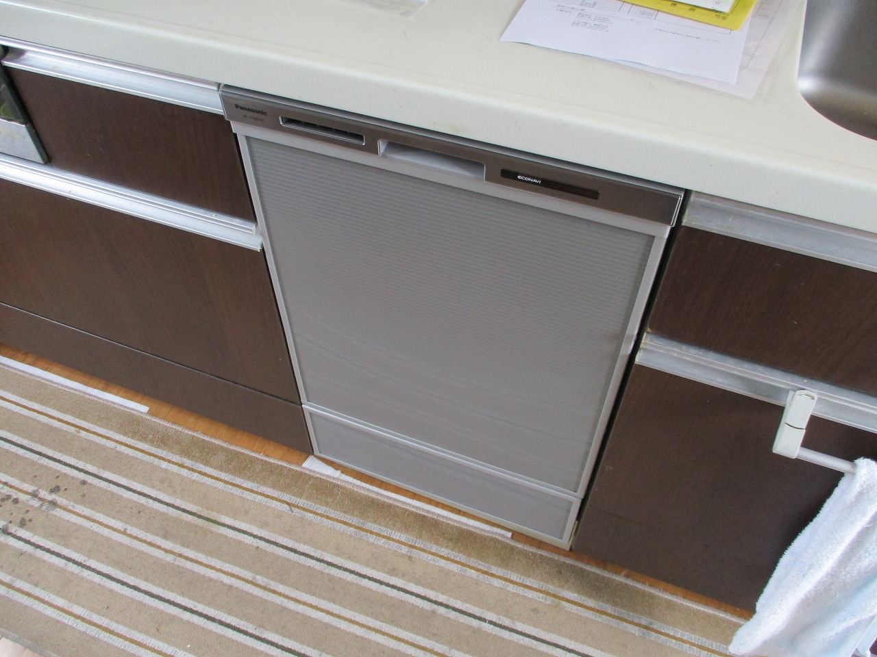 Panasonic製食器洗い乾燥機 NP-45MD9S