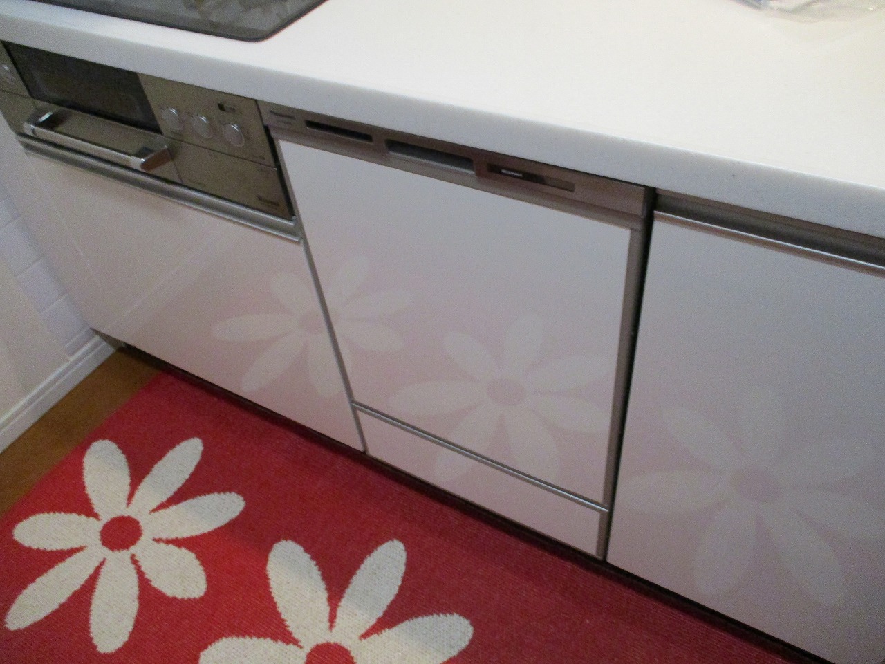 Panasonic製食器洗い乾燥機 NP-45MD9S