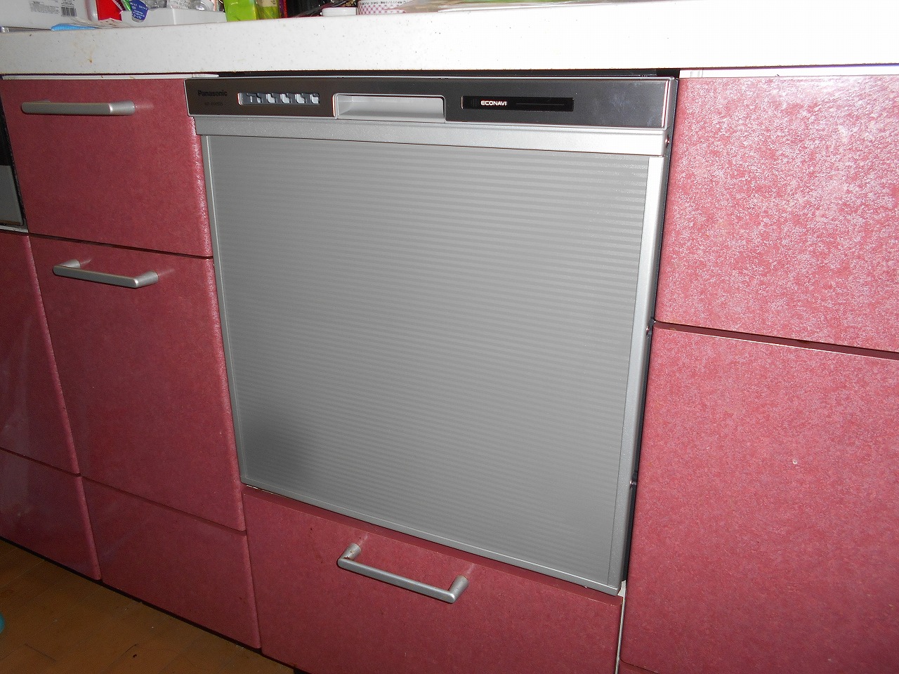 Panasonic製食器洗い乾燥機 NP-45MS9S