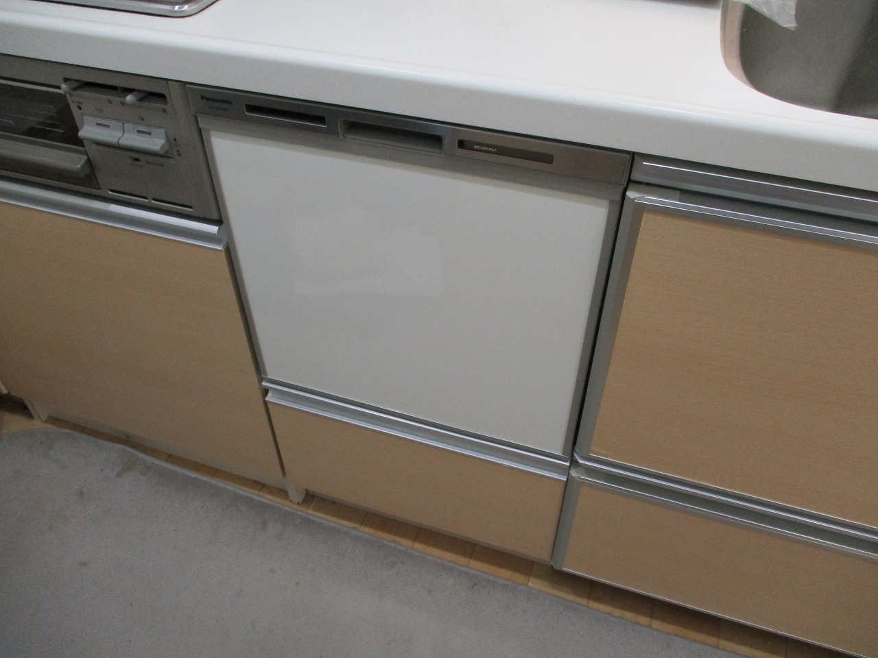 Panasonic製食器洗い乾燥機 NP-45MS9S