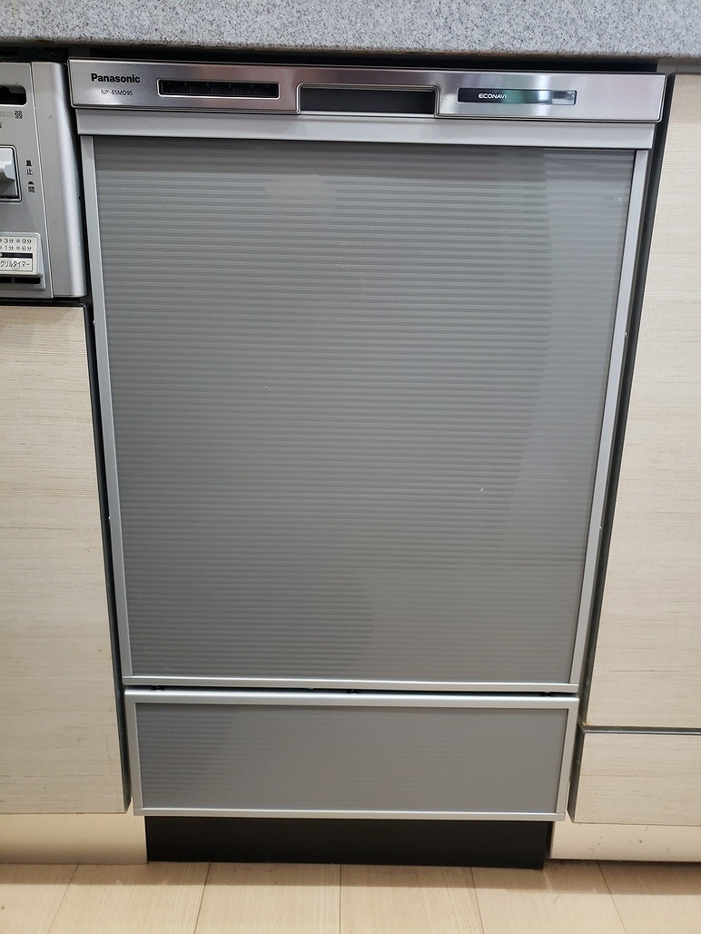 Panasonic製食器洗い乾燥機 NP-45MD9S