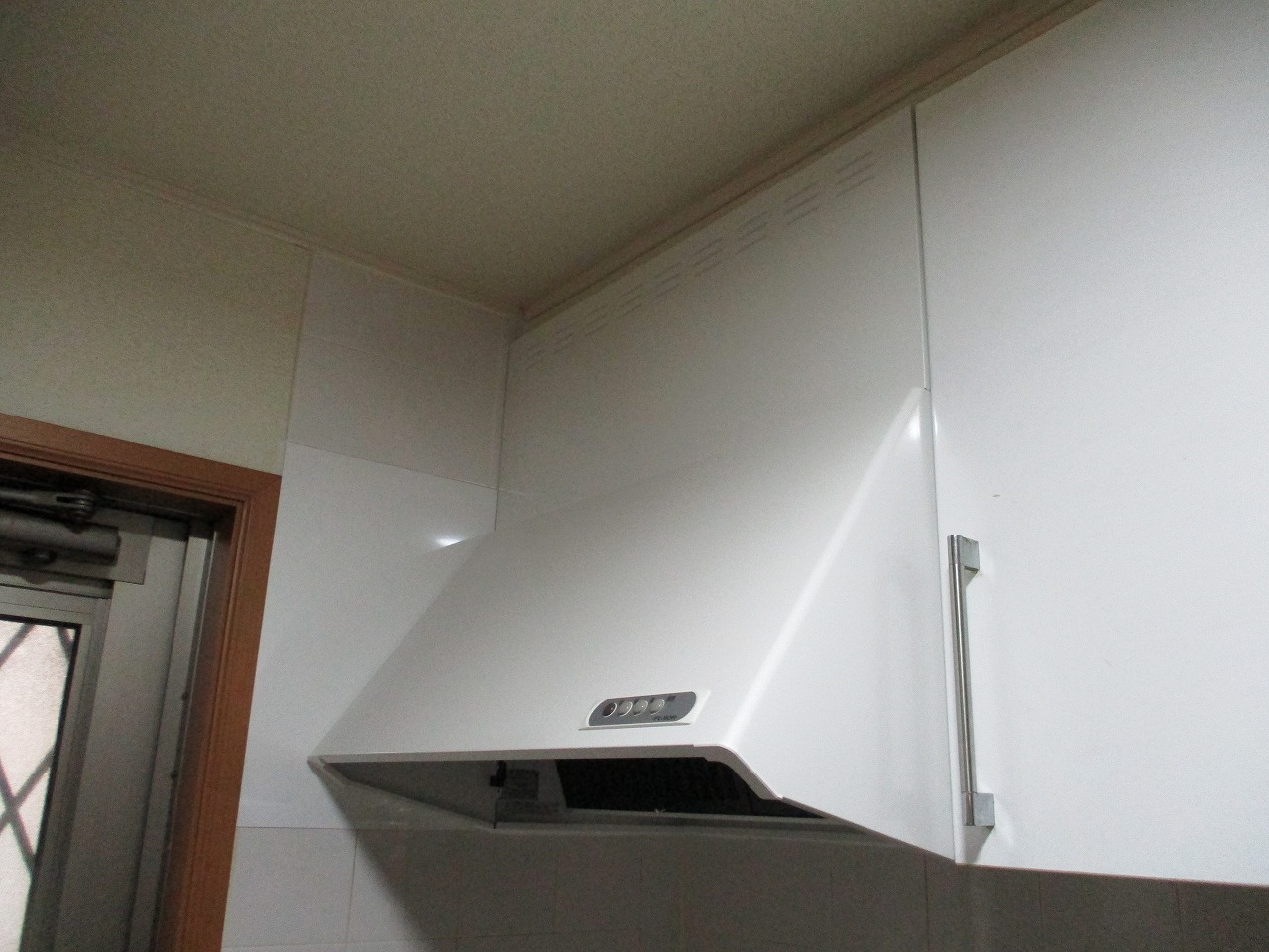 富士工業製レンジフード BDR-3HL-751W