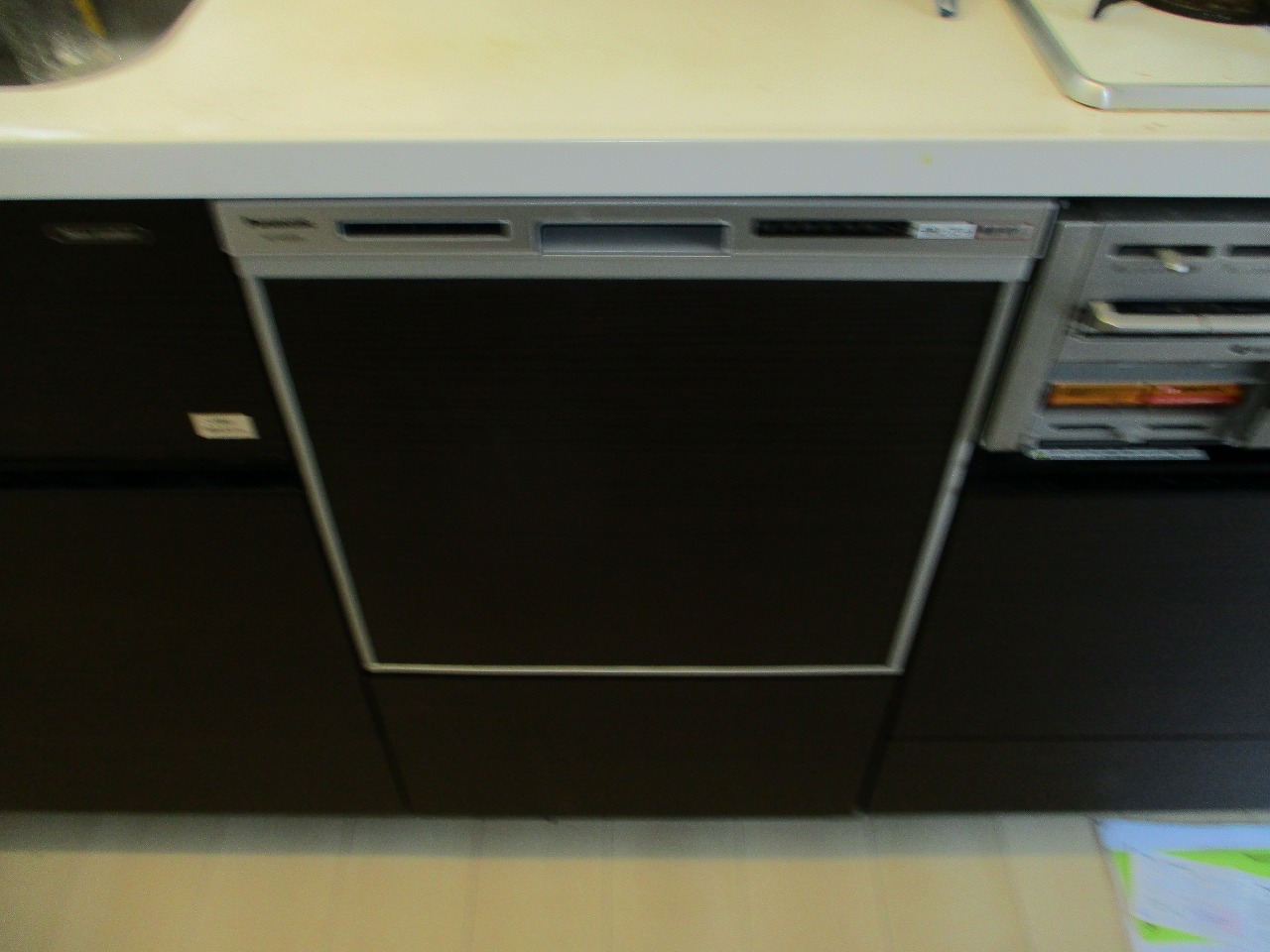 Panasonic製食器洗い乾燥機 NP-45RS9S