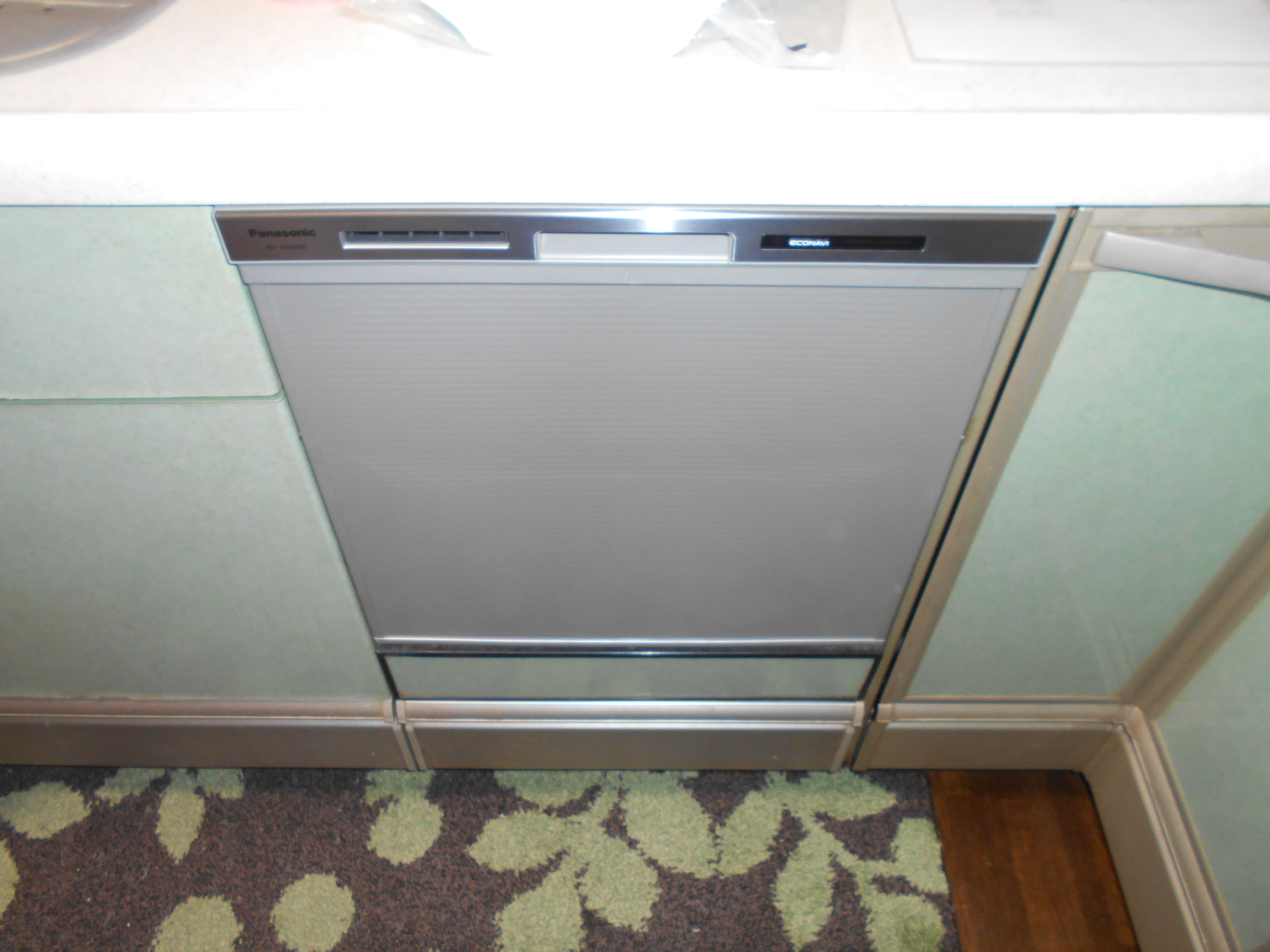 Panasonic製食器洗い乾燥機　NP-45MS9S