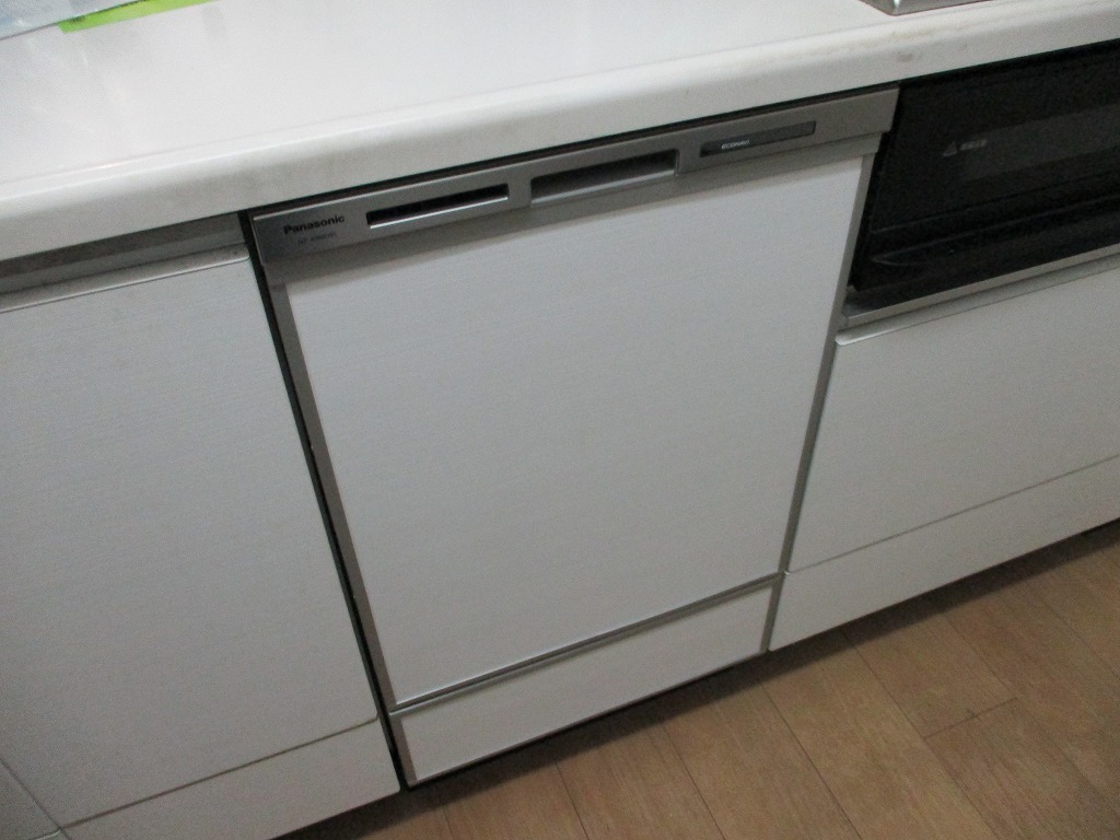 Panasonic製食器洗い乾燥機 NP-45MD9S