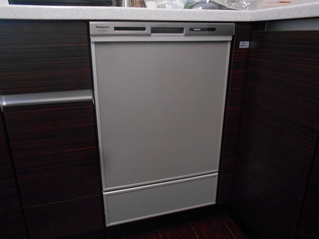 Panasonic製食器洗い乾燥機 NP-45MD9S