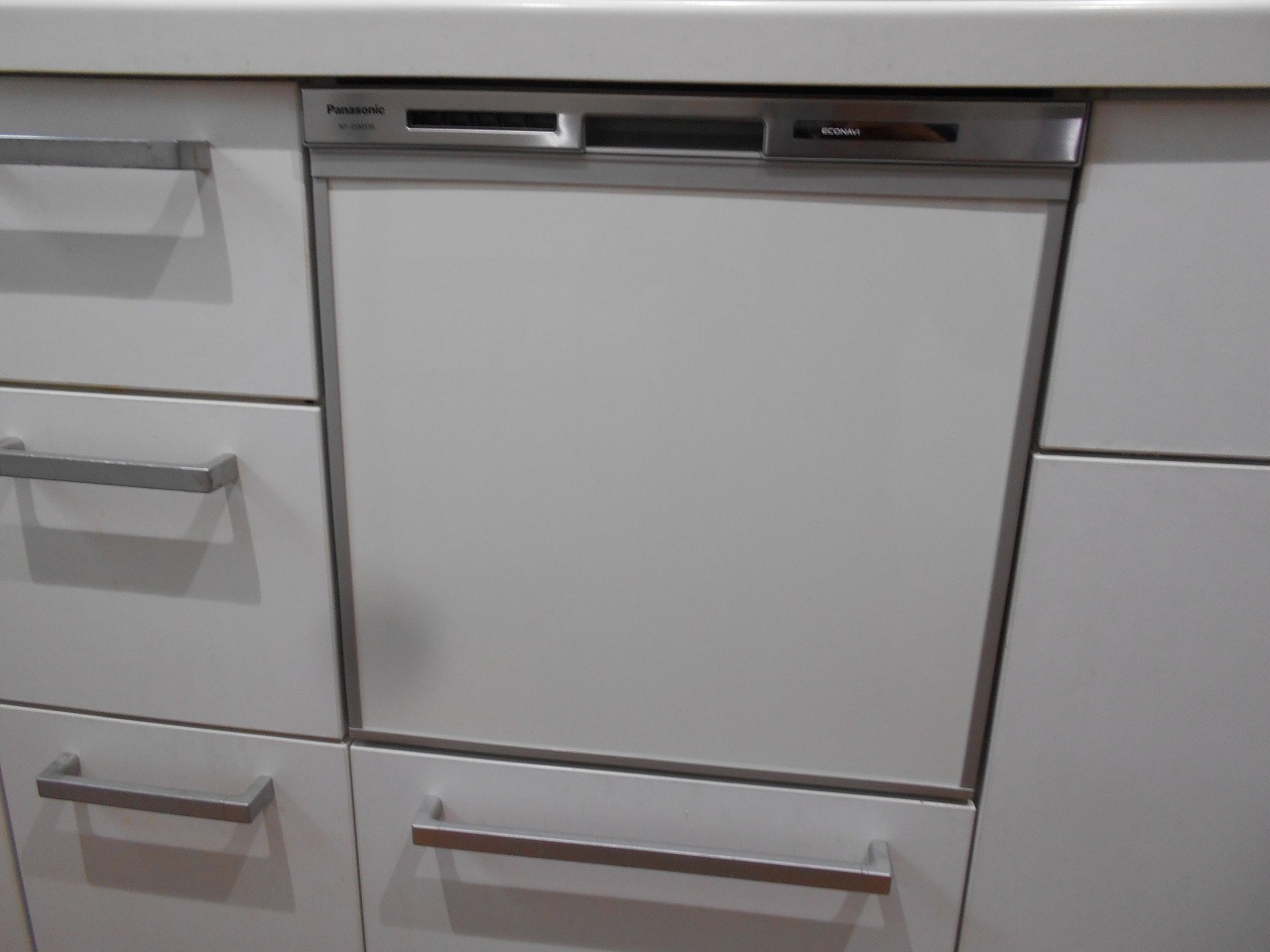 Panasonic製食器洗い乾燥機 NP-45MS9S