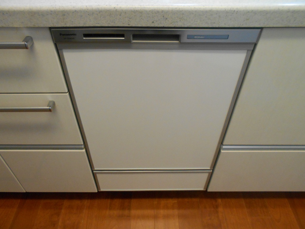Panasonic製食器洗い乾燥機 NP-45MD9S