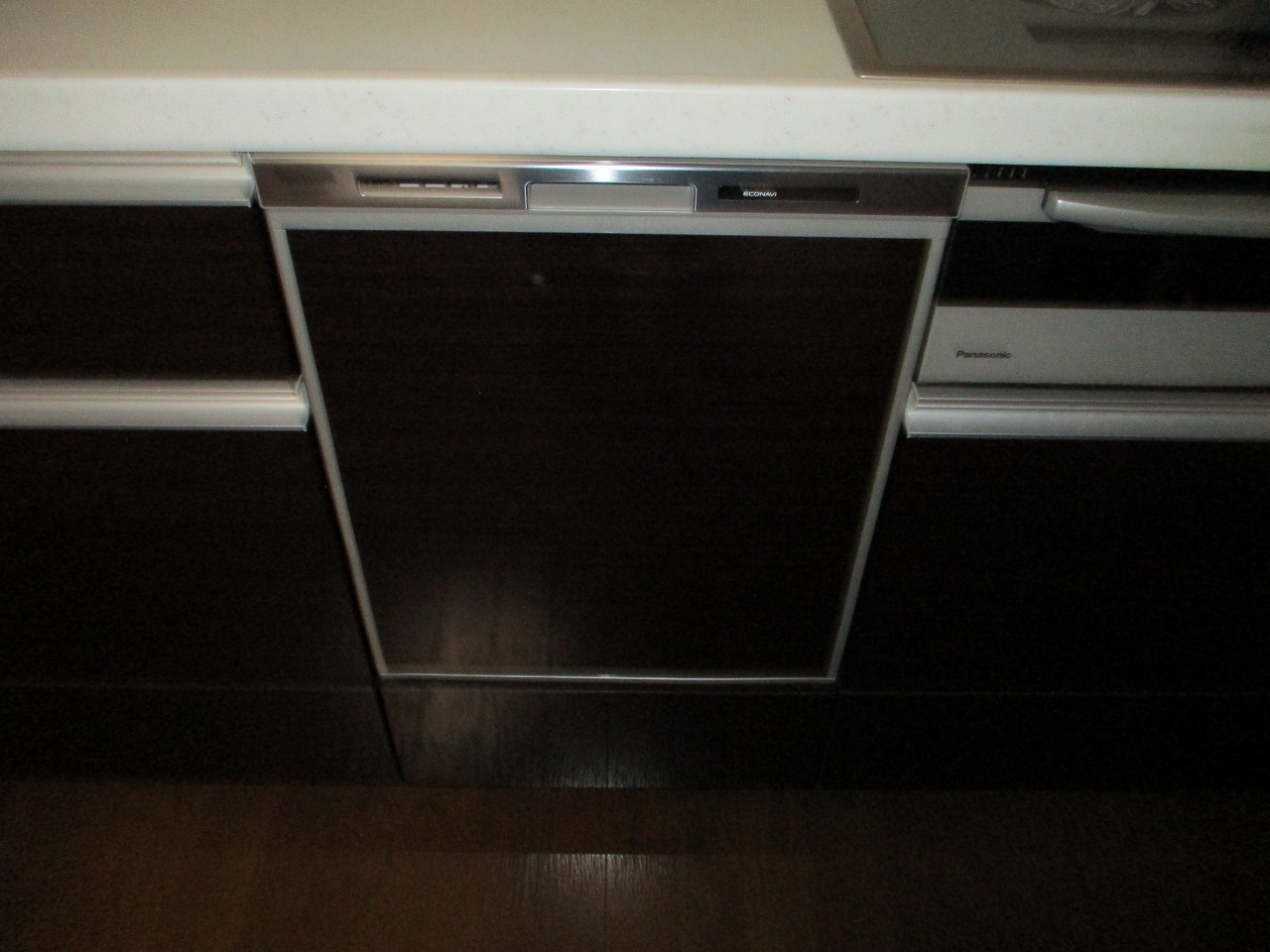 Panasonic製食器洗い乾燥機 NP-45MD9S