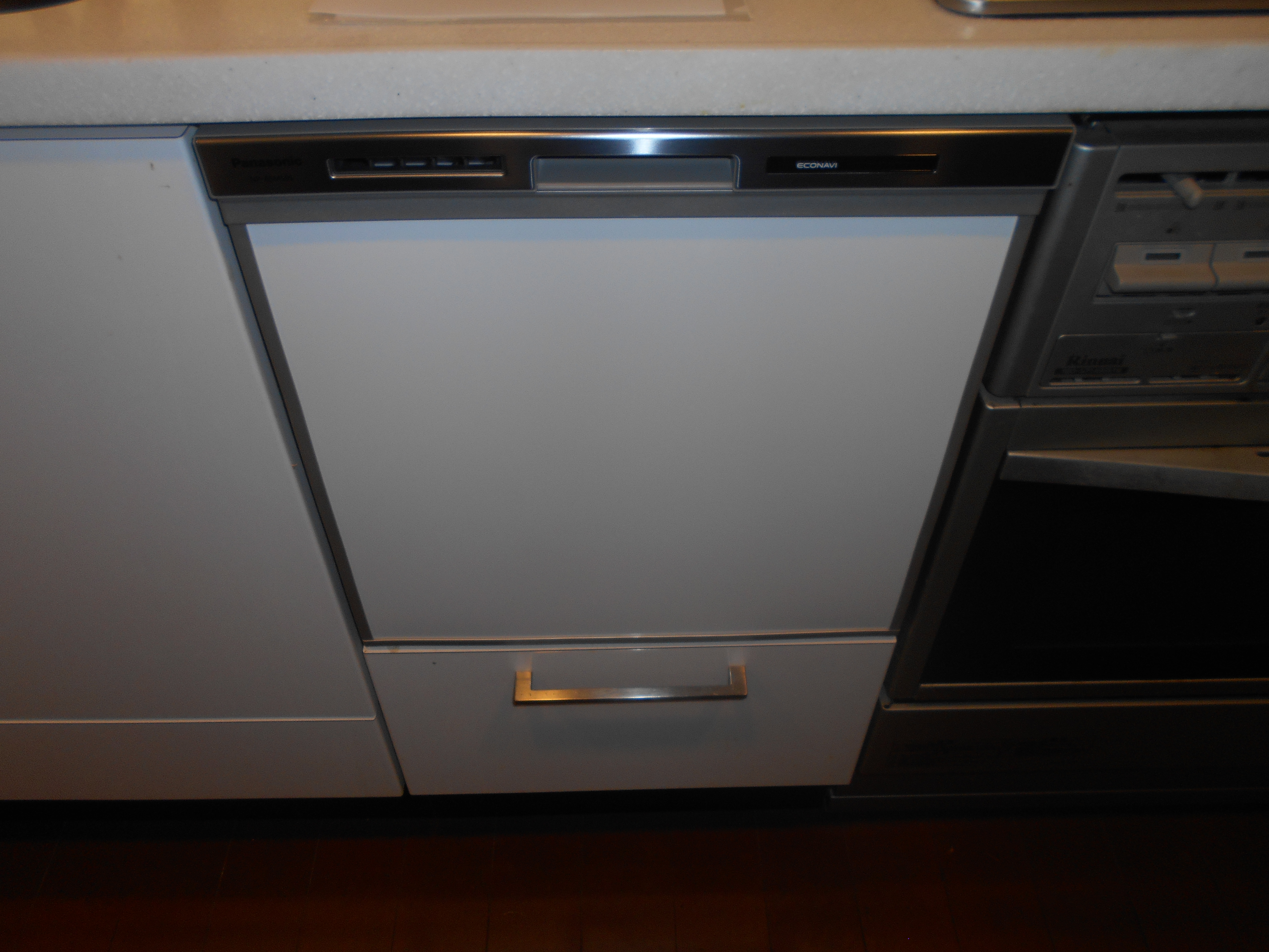 Panasonic製食器洗い乾燥機 　NP-45MS9S　