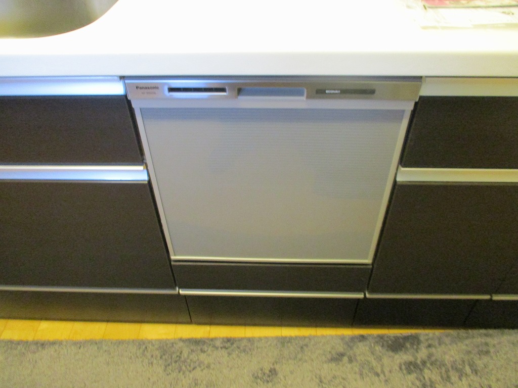 Panasonic製食器洗い乾燥機 NP-45MS9S