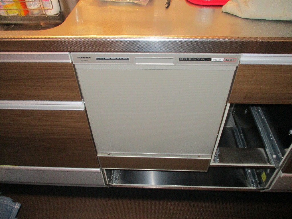 Panasonic製食器洗い乾燥機 NP-45RS9S